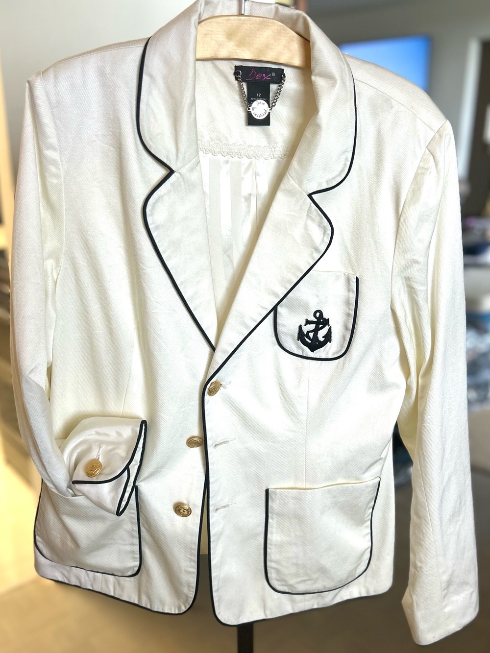 Dex special edition Classic Cream Nautical-Trim Blazer/Jacket.Gold metal buttons